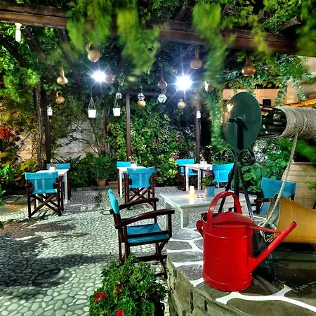 Eleni Dream Village בית אירוח פארוס