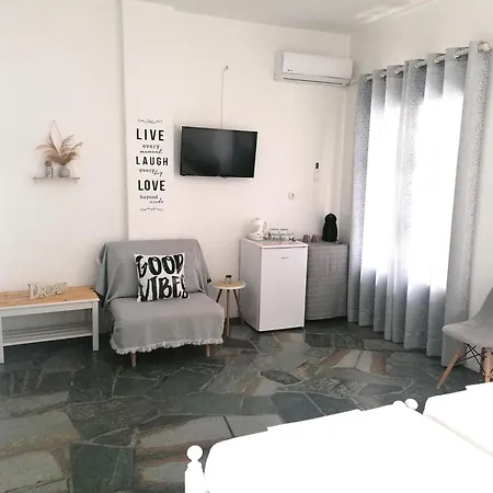 בית אירוח Eleni Dream Village