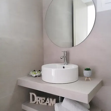 Homestay Eleni Dream Village *